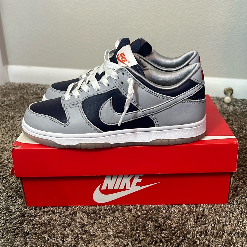 Collage navy/wolf grey Nike dunks